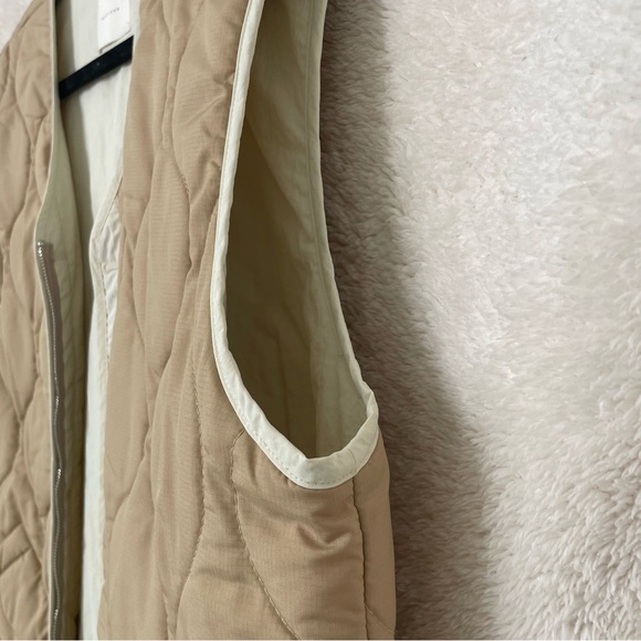 all:row Reversible Vest - Picture 7 of 9